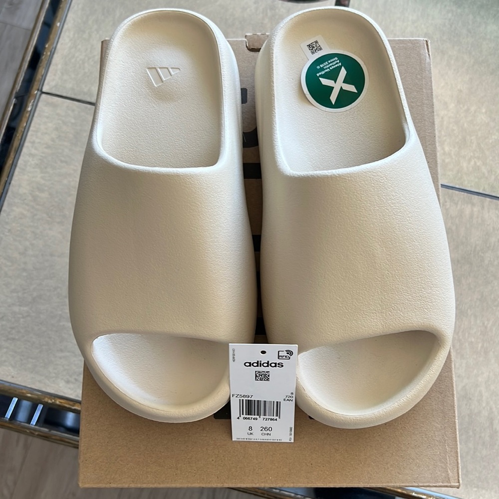 StockX Verified Yeezy Slides